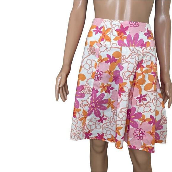 OBOE Flare Hem Floral Skirt
White with Lavender and Red Floral print SZ M - Picture 4 of 11